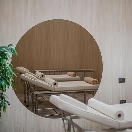 Nord Luxury In Odyssey Spa&pool-parking