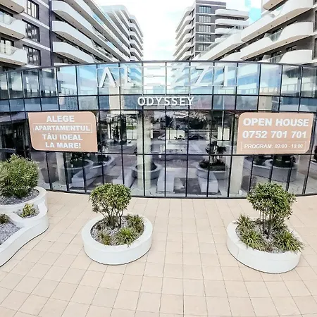 Nord Luxury In Odyssey Spa&pool-parking Apartment